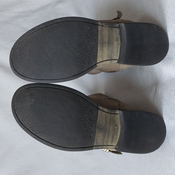 Steve Madden Woman's 9M Tan Taupe Leather  Zip Western Combat Riding  Boots - Picture 6 of 8